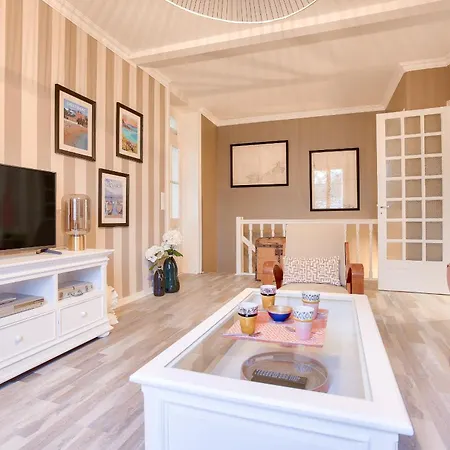 A 400m De La Plage, Maison Ancienne Pour 4 * Dinard
